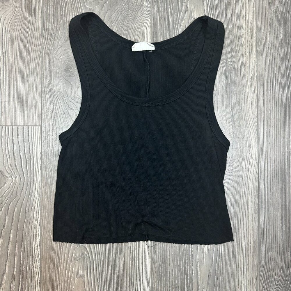 Clyque Black Cropped Ribbed Tank Top Size‎ Medium